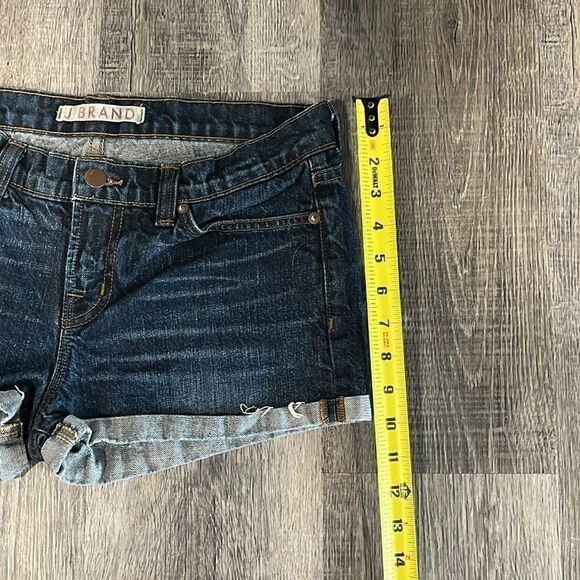 J Brand dark denim Santiago Jean denim shorts w/ bottom cuff and fray 26 - Picture 5 of 9